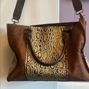 Elegant Brown and Tan Shoulder Bag